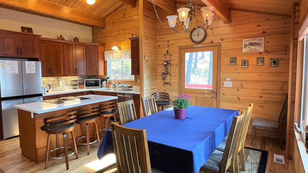 Photo of Bedroom in Leavenworth