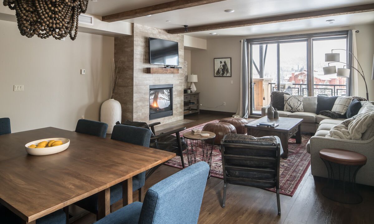 Photo of Livingroom in Big Sky