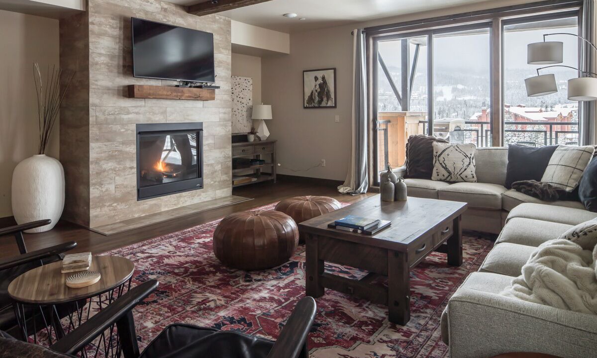 Photo of Livingroom in Big Sky