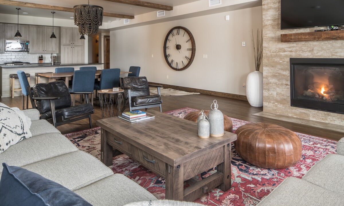 Photo of Livingroom in Big Sky