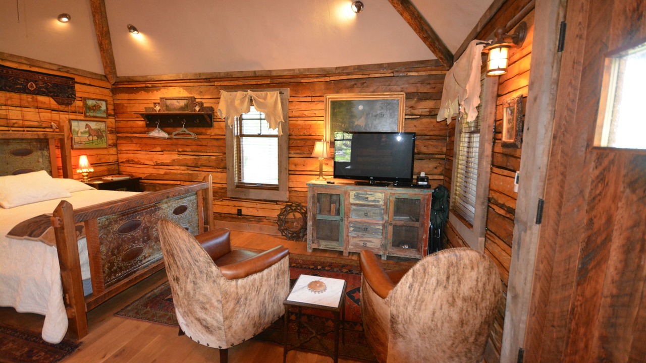 Photo of Bedroom in Miner