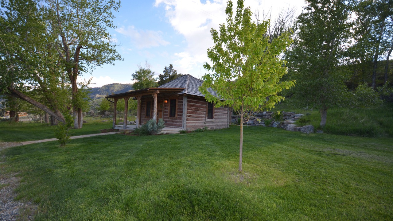 Photo of Outdoor in Miner