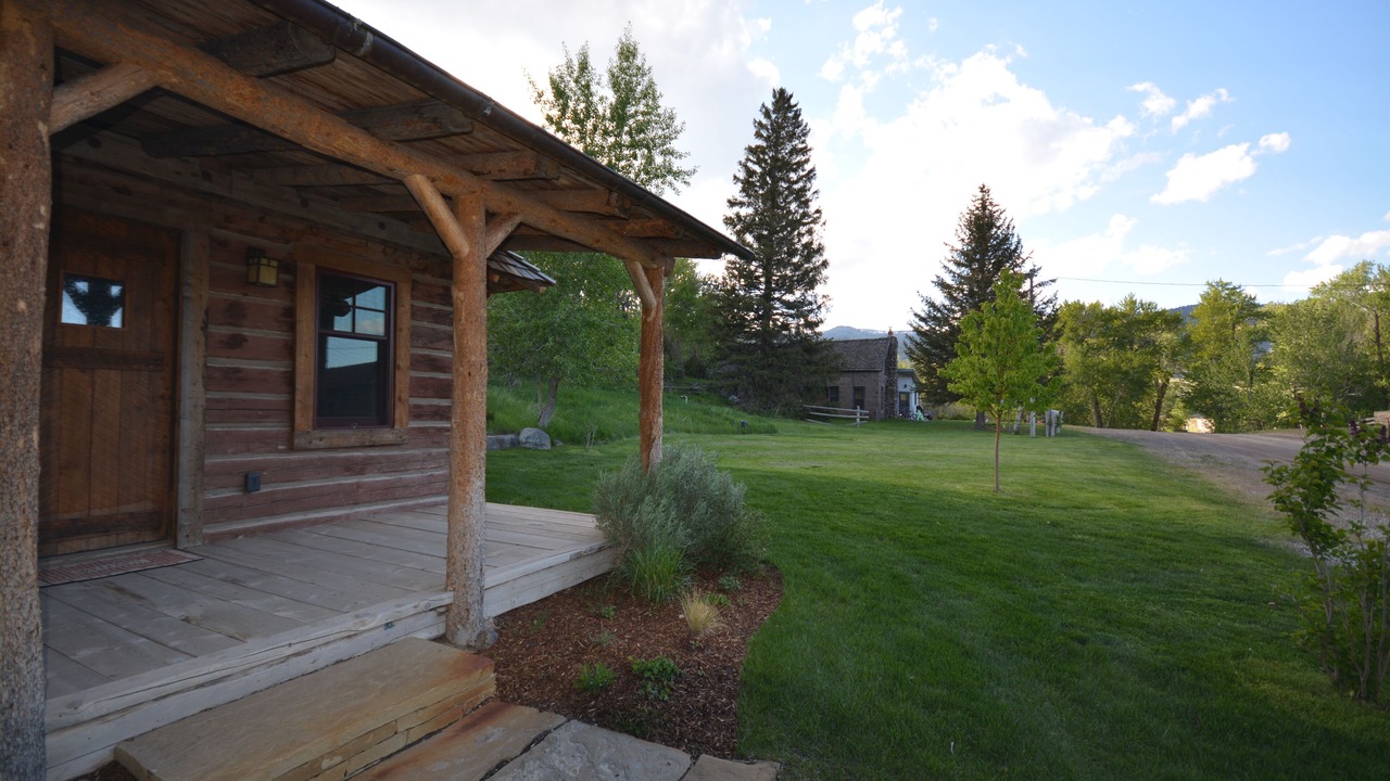 Photo of Outdoor in Miner