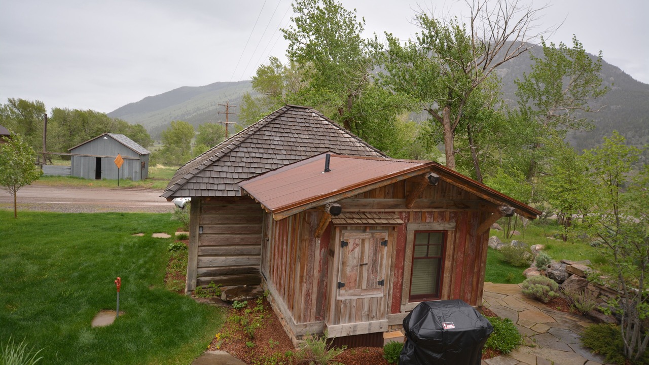 Photo of Outdoor in Miner