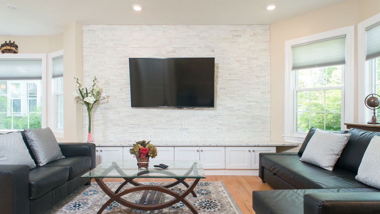 Photo of Livingroom in West Newton