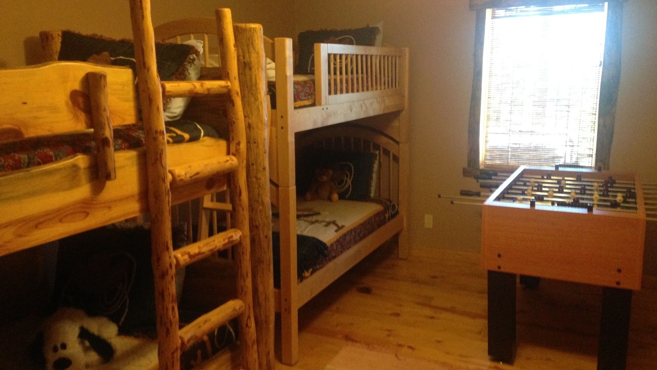 Photo of Bedroom in Lead