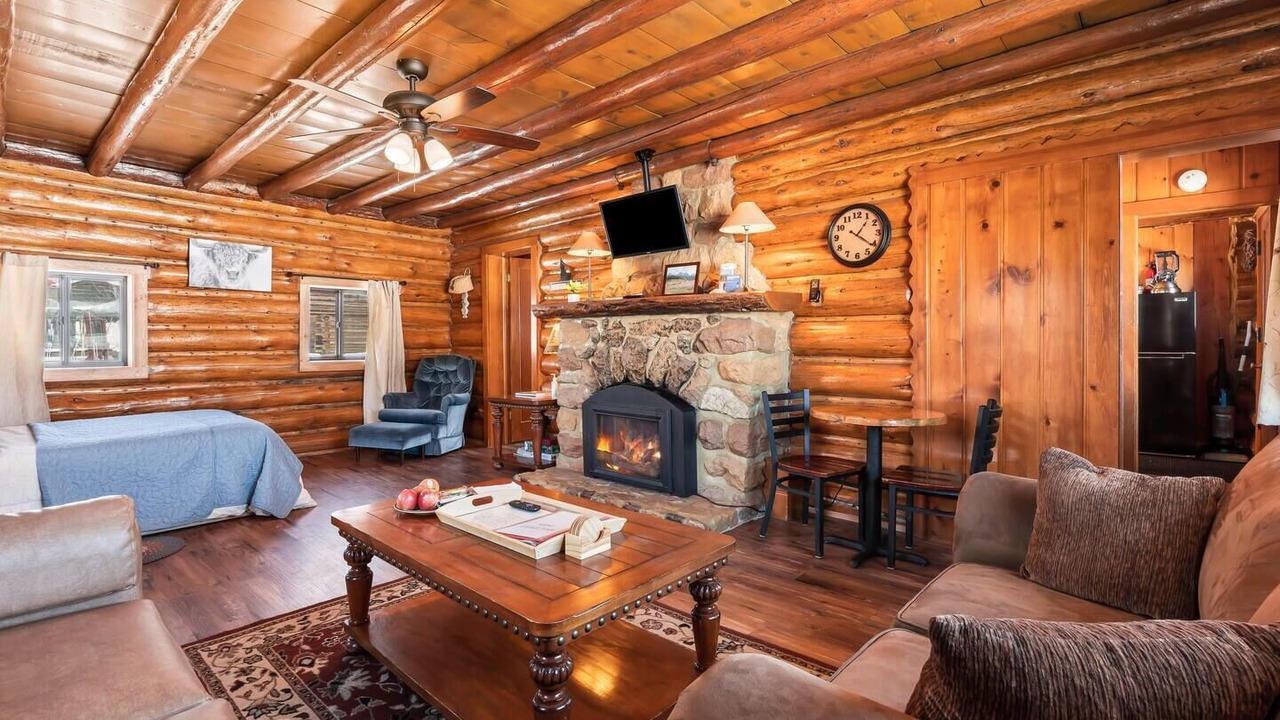 Photo of Livingroom in Stanley