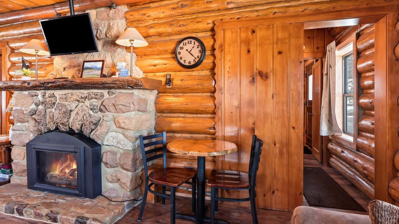 Photo of Livingroom in Stanley