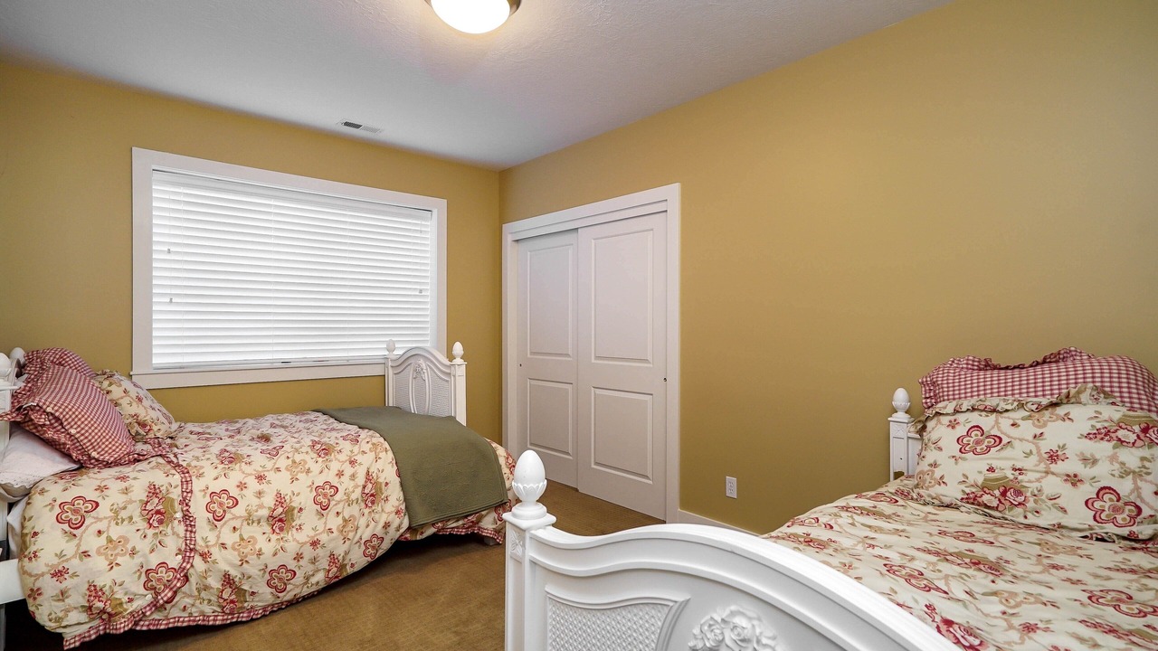 Photo of Bedroom in Eden