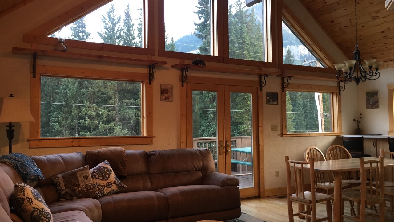 Photo of Bedroom in Cooke City-Silver Gate