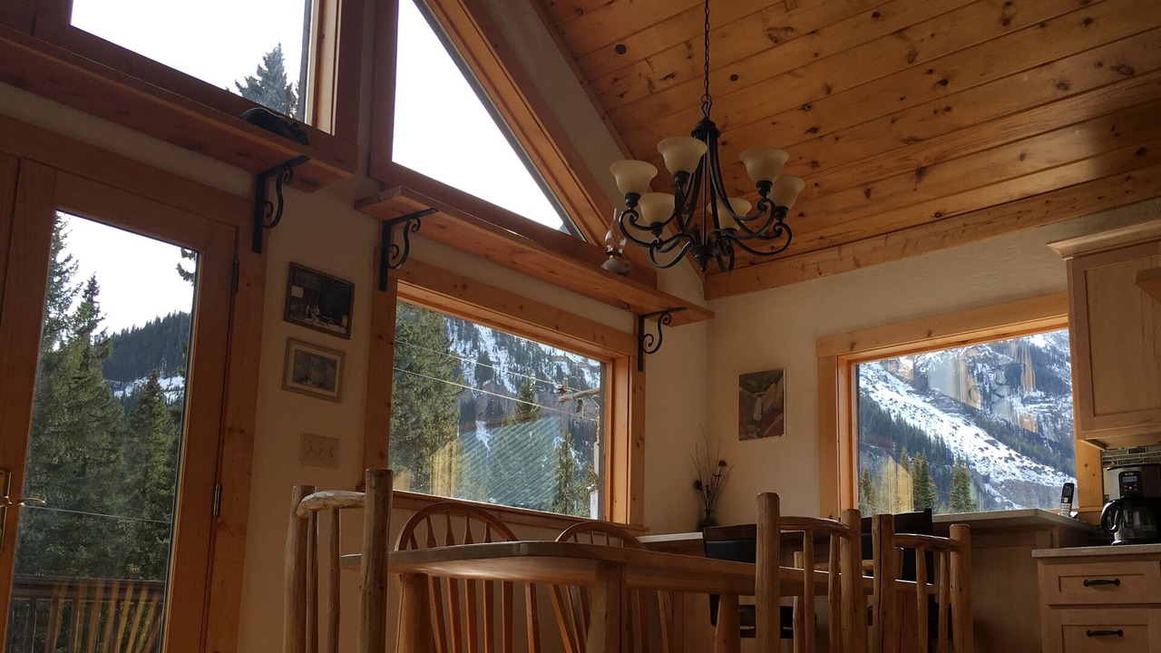Photo of Bedroom in Cooke City-Silver Gate