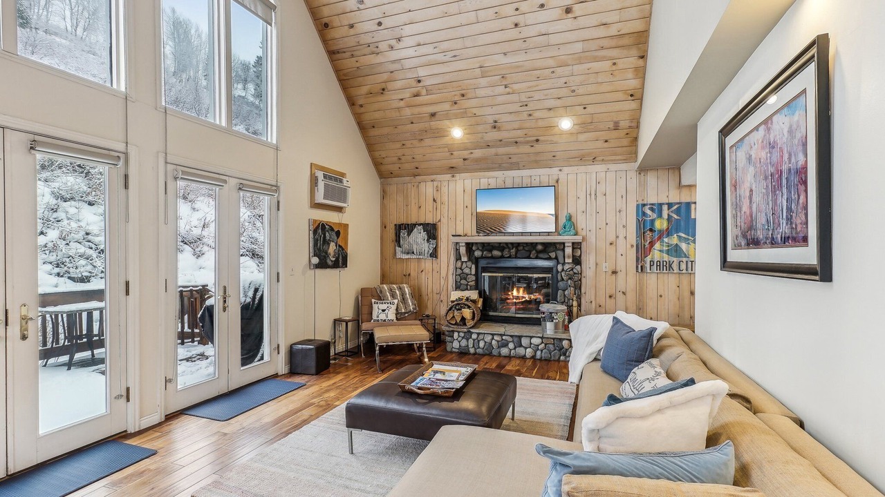 Photo of Livingroom in Downtown Park City