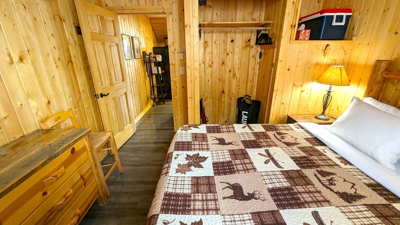 Photo of Bedroom in Gardiner