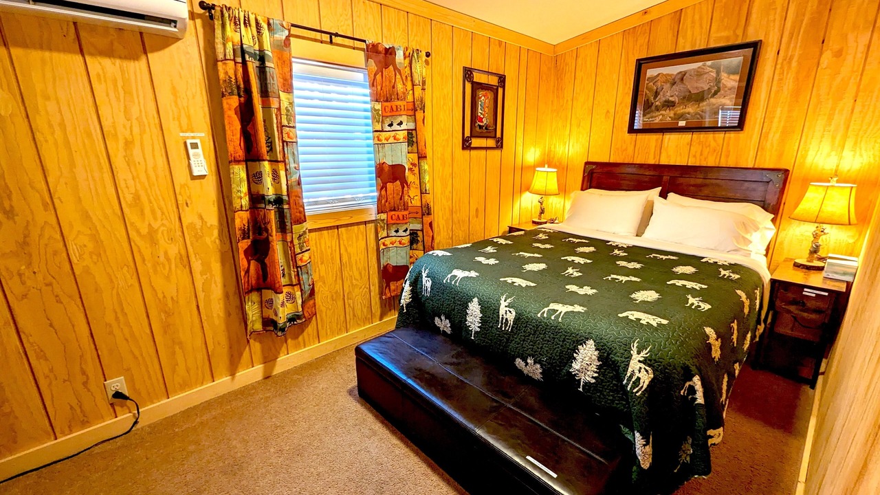 Photo of Bedroom in Gardiner