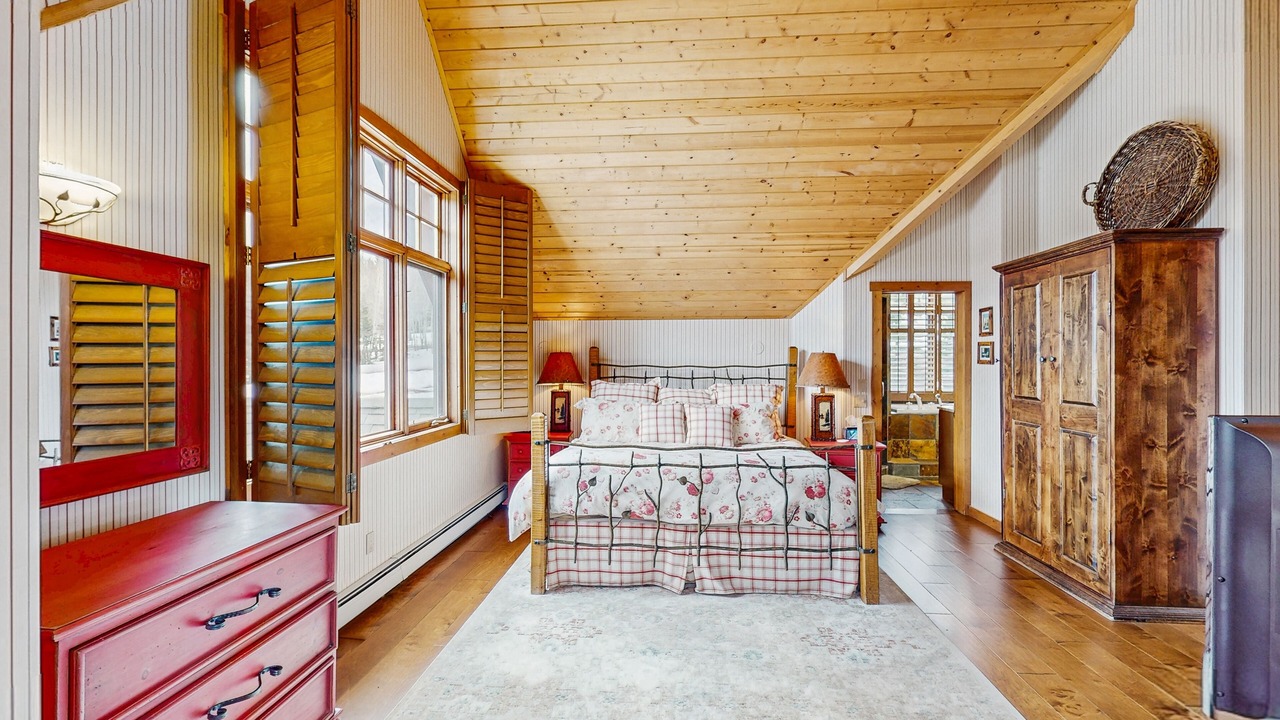 Photo of Bedroom in Big Sky