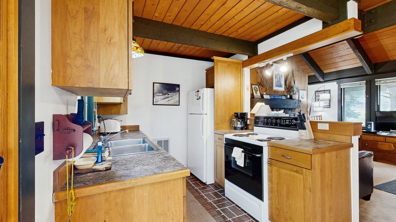 Photo of Kitchen in Big Sky Meadow Village