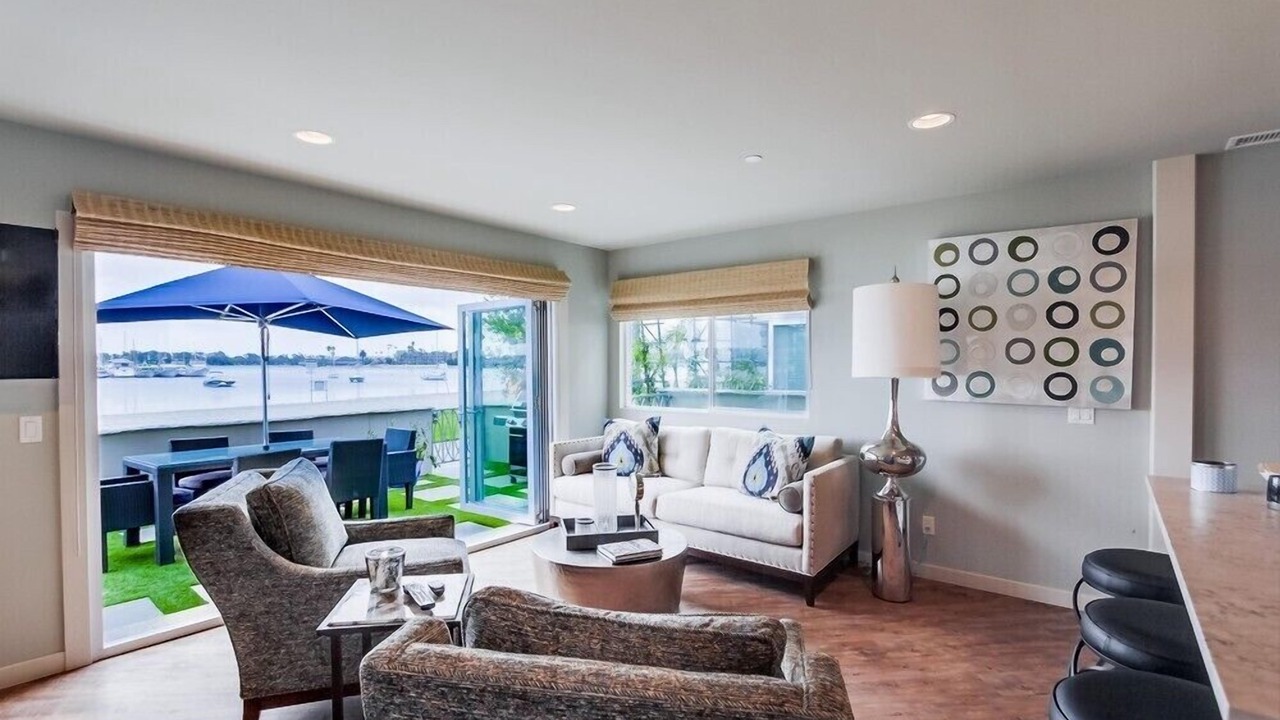 Photo of Livingroom in Central Mission Beach