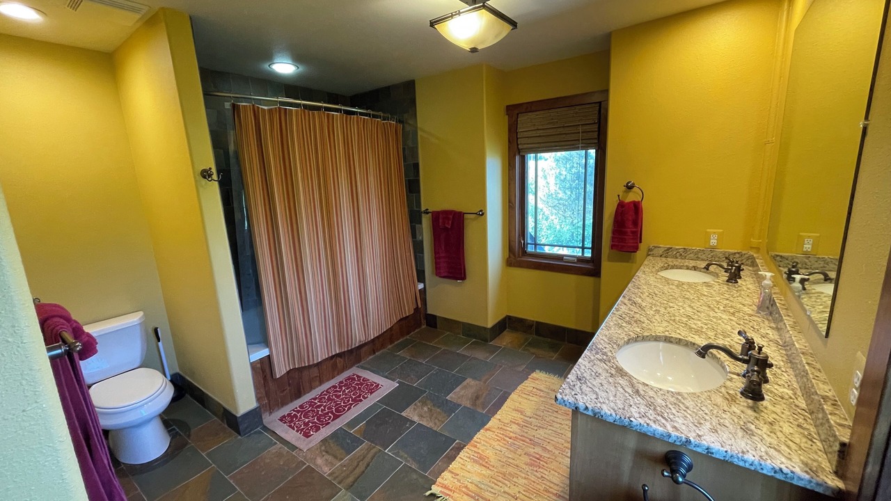 Photo of Bathroom in Alta