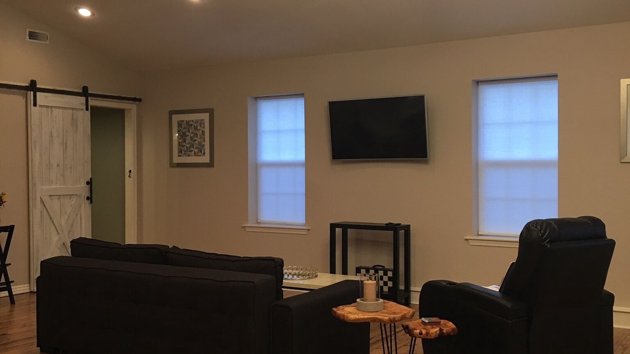 Photo of Livingroom in Rogers