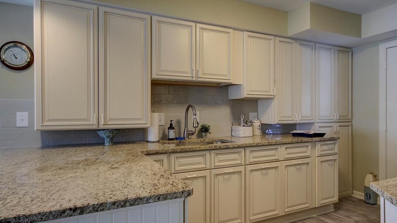 Photo of Kitchen in Port Clinton