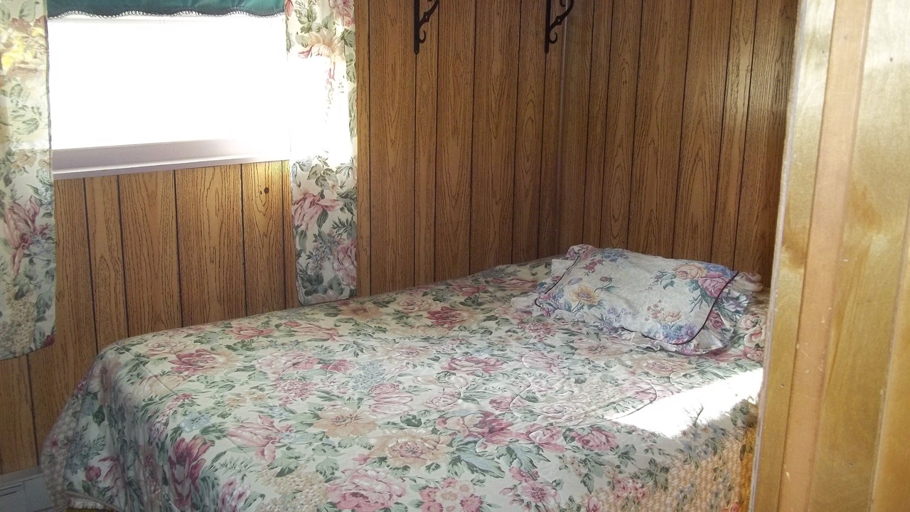 Photo of Bedroom in Baudette