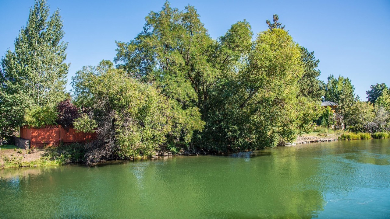 Photo of Outdoor in Old Bend
