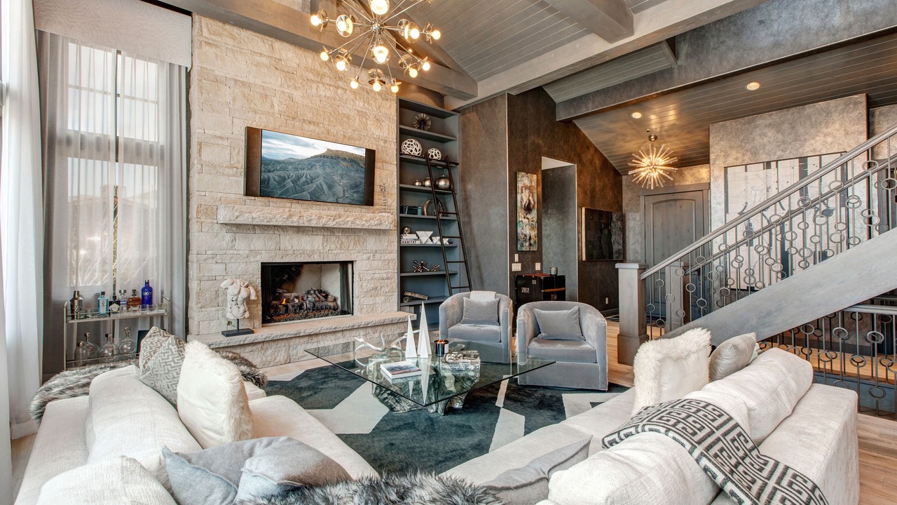 Photo of Livingroom in Empire Pass