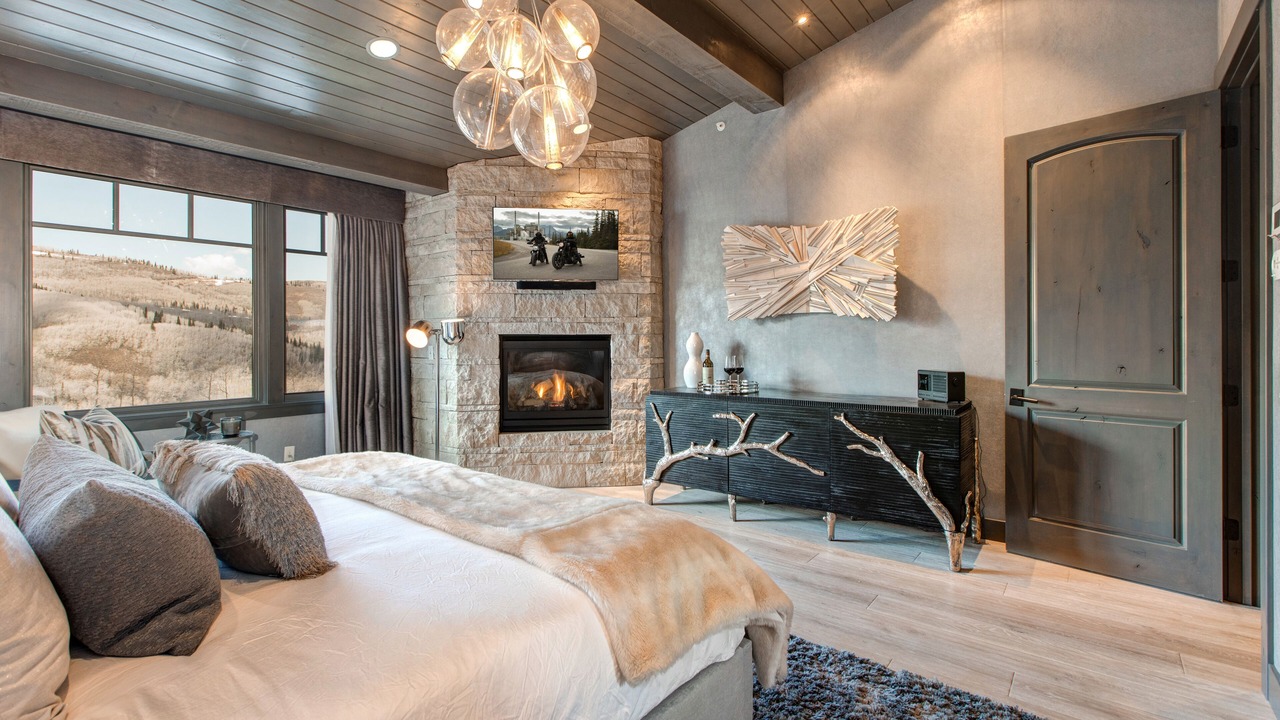 Photo of Bedroom in Empire Pass