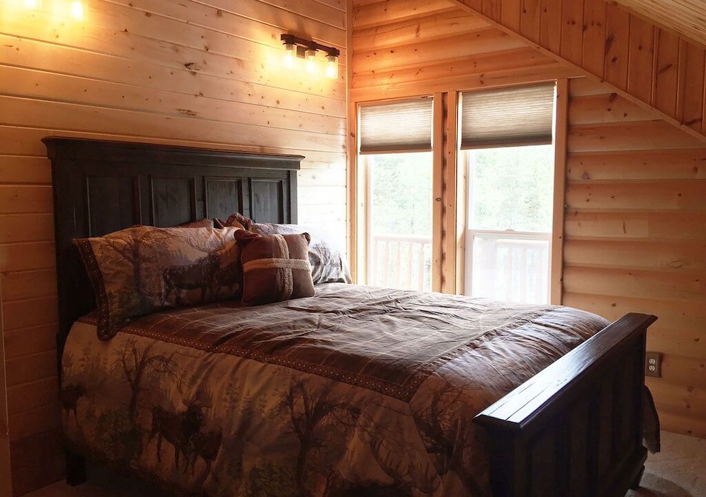 Photo of Bedroom in Island Park