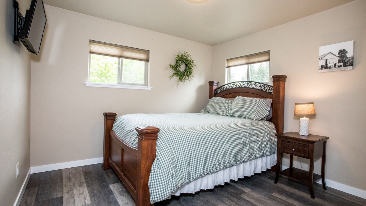 Photo of Bedroom in Evergreen