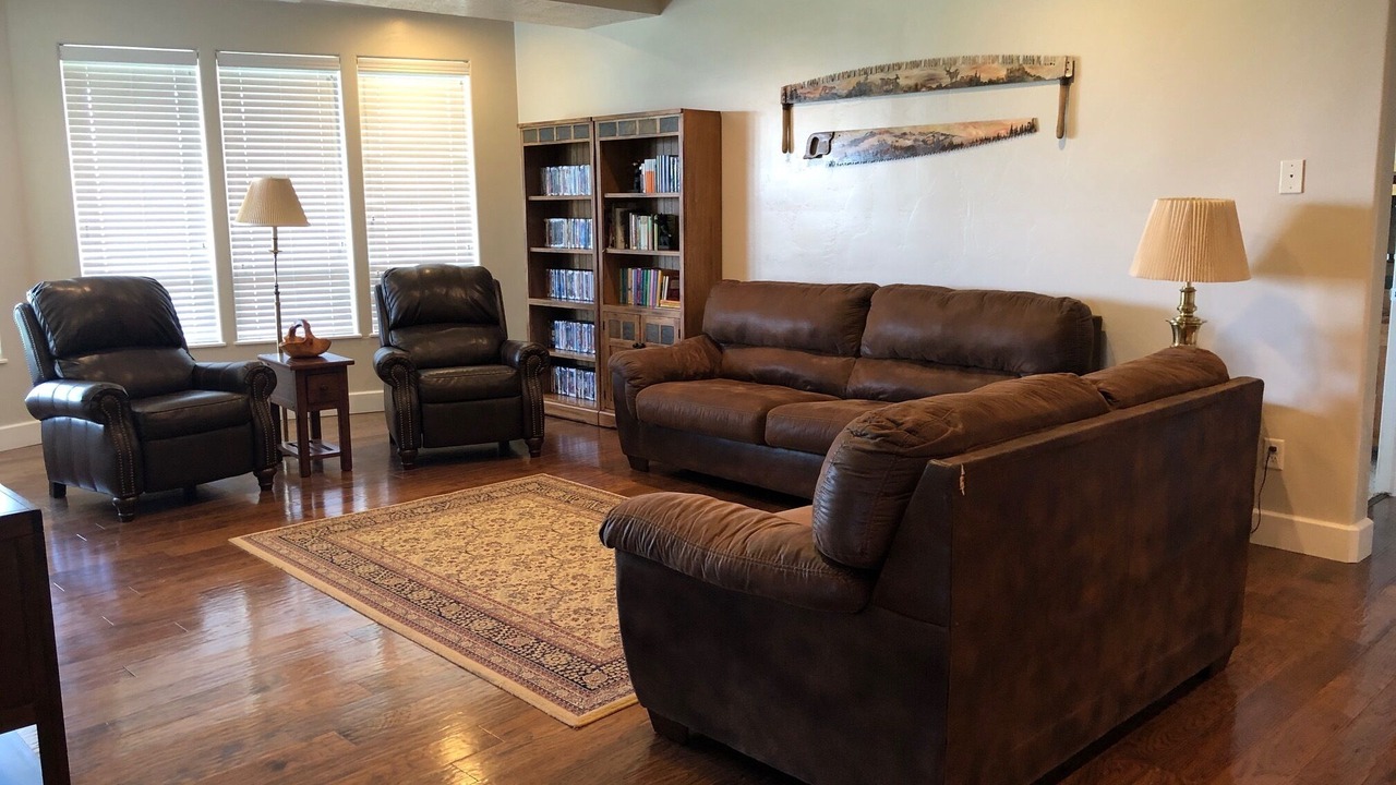 Photo of Livingroom in St. Charles