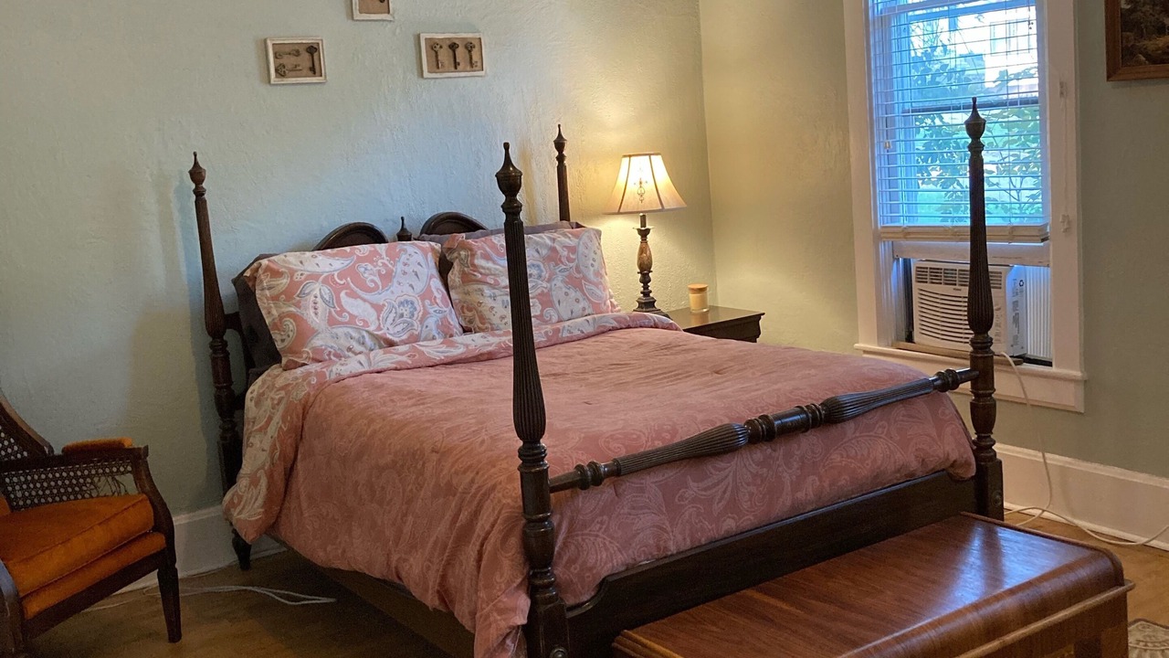 Photo of Bedroom in Mandan