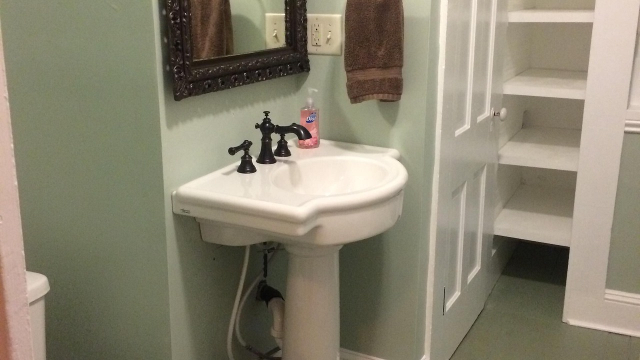 Photo of Bathroom in Mandan