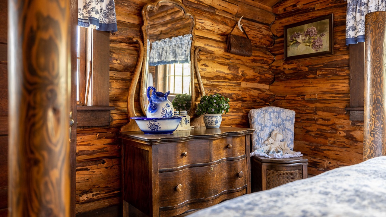 Photo of Bedroom in Wapiti