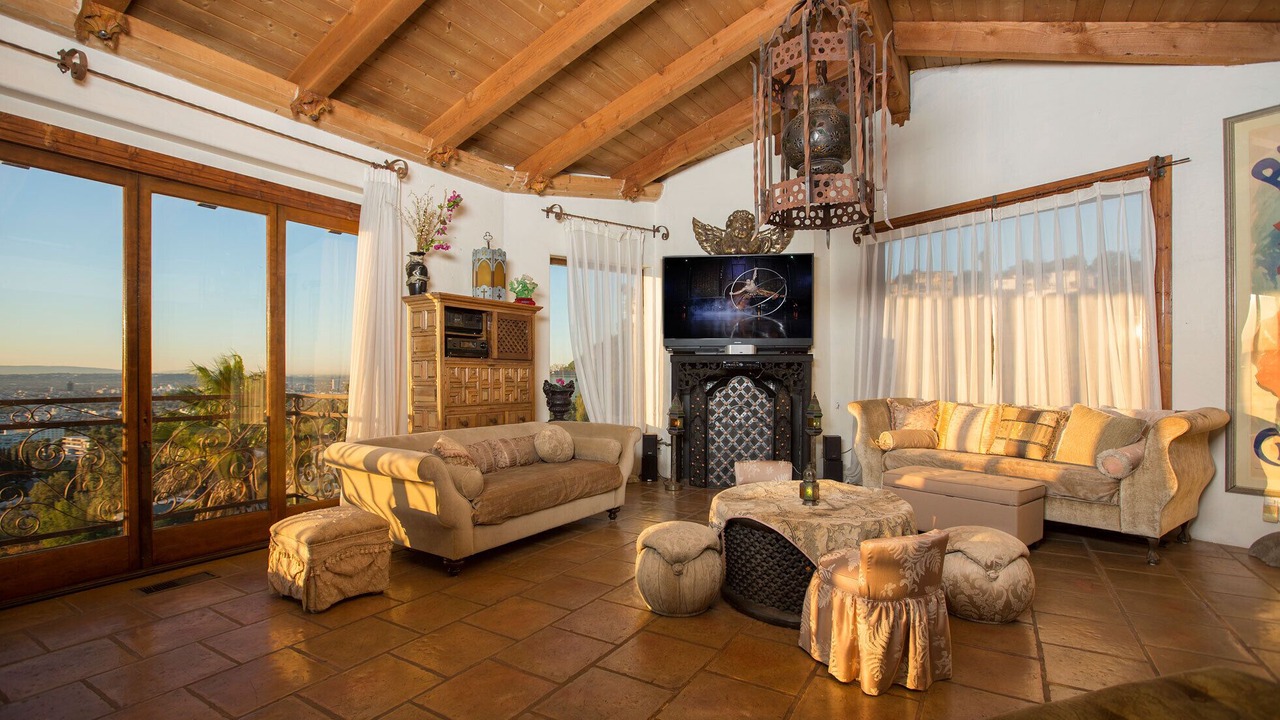 Photo of Bedroom in Hollywood Heights