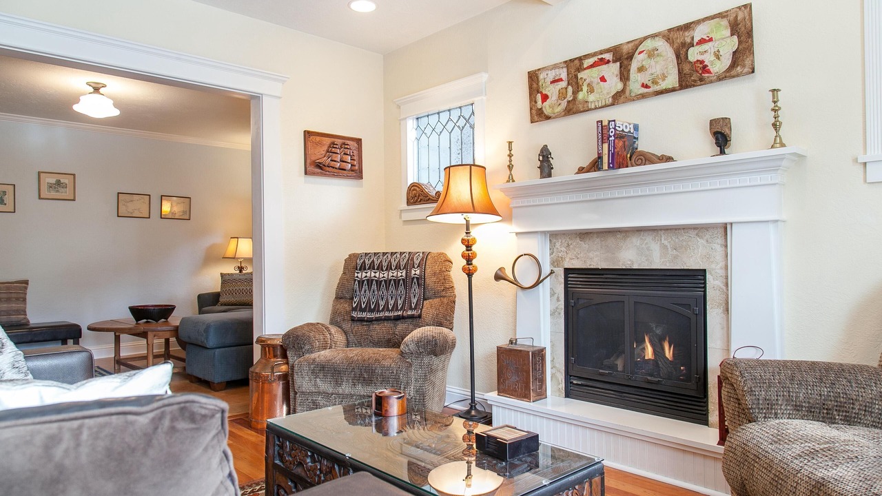 Photo of Bedroom in Old Bend