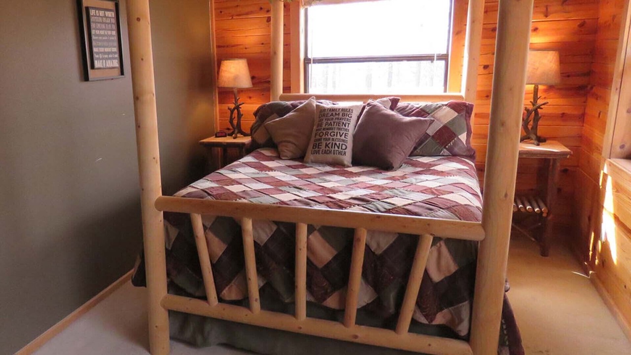 Photo of Bedroom in Jasper