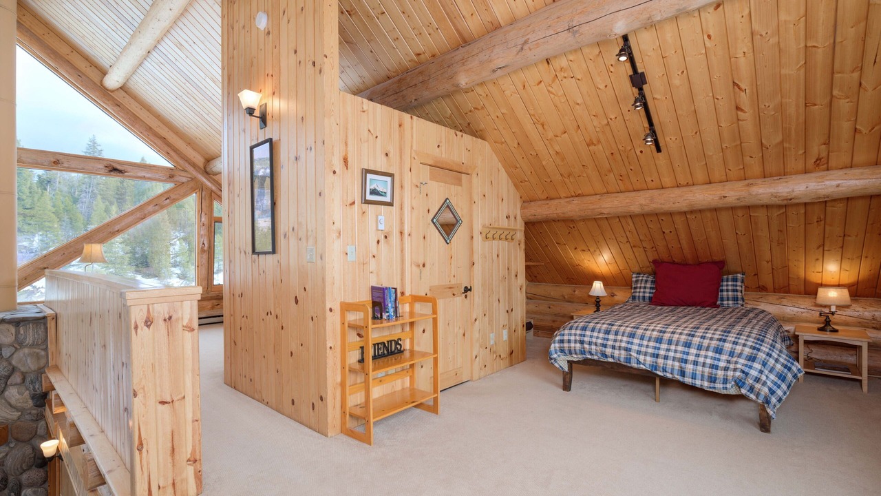 Photo of Bedroom in Gallatin Gateway