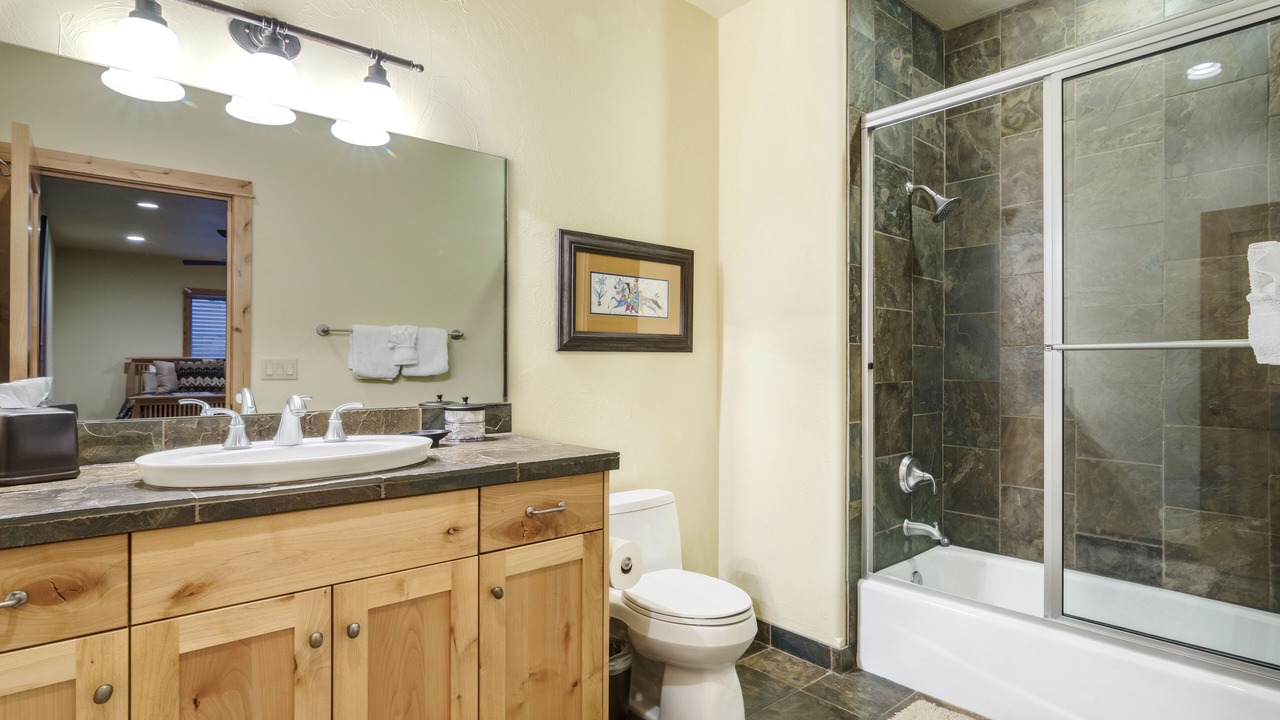 Photo of Bathroom in Big Sky