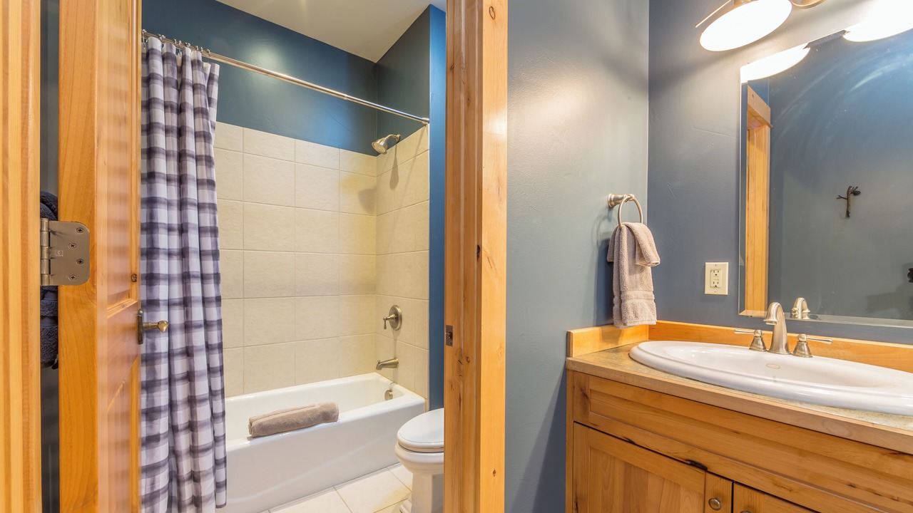 Photo of Bathroom in Big Sky