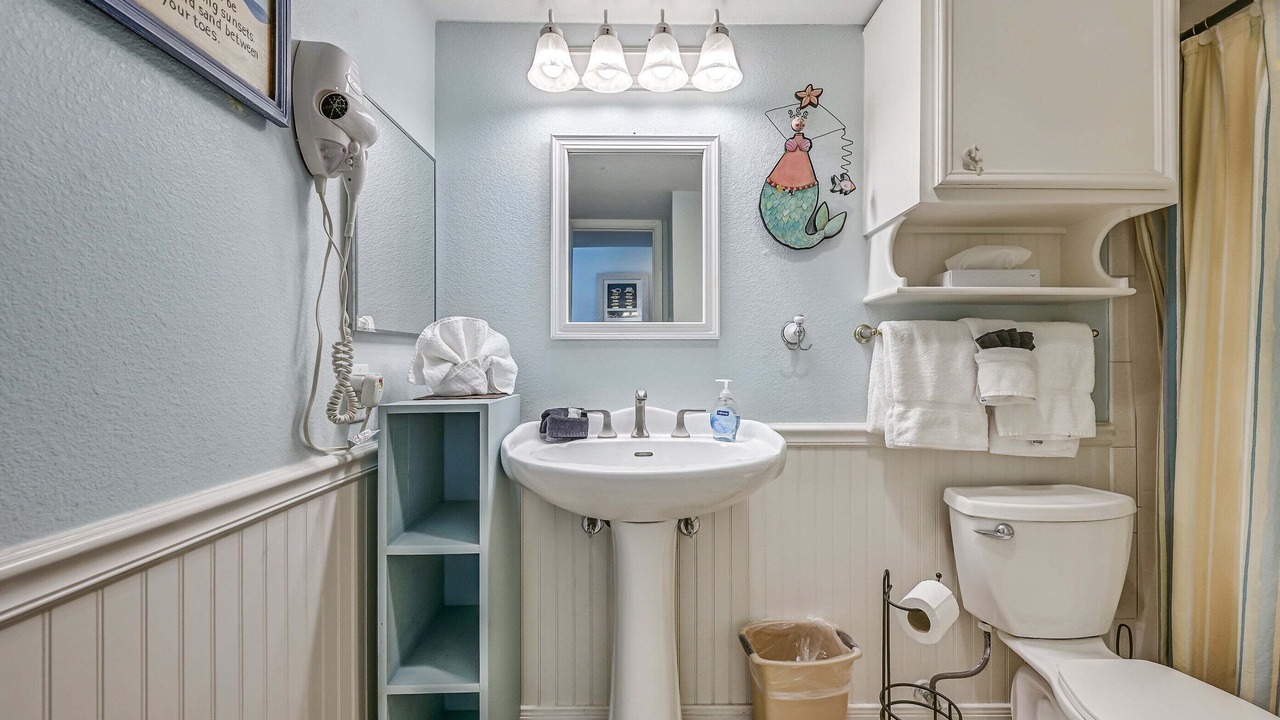 Photo of Bathroom in Galveston