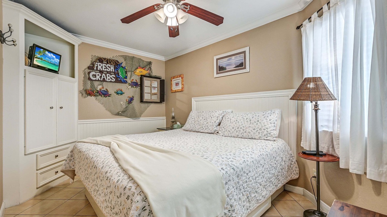 Photo of Bedroom in Galveston
