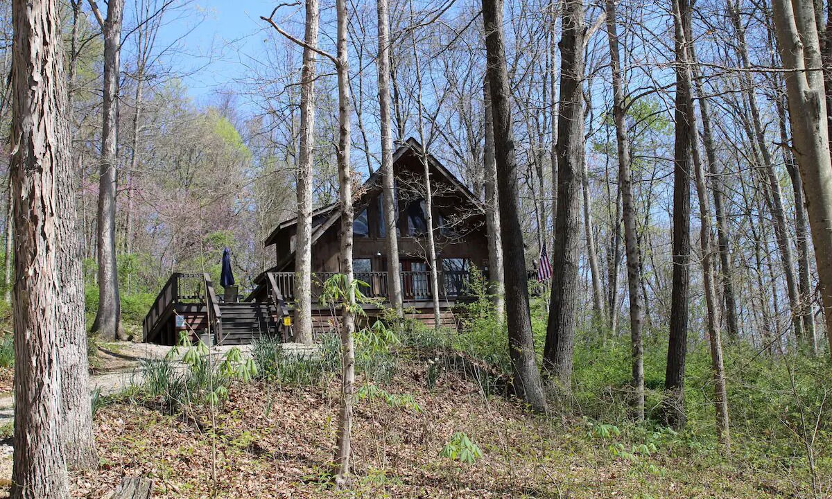 Photo of Outdoor in Nelsonville
