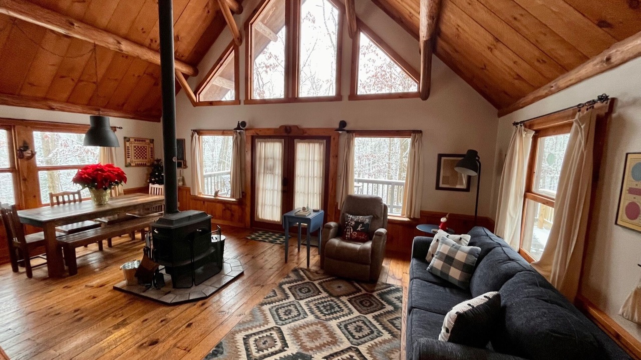 Photo of Livingroom in Nelsonville