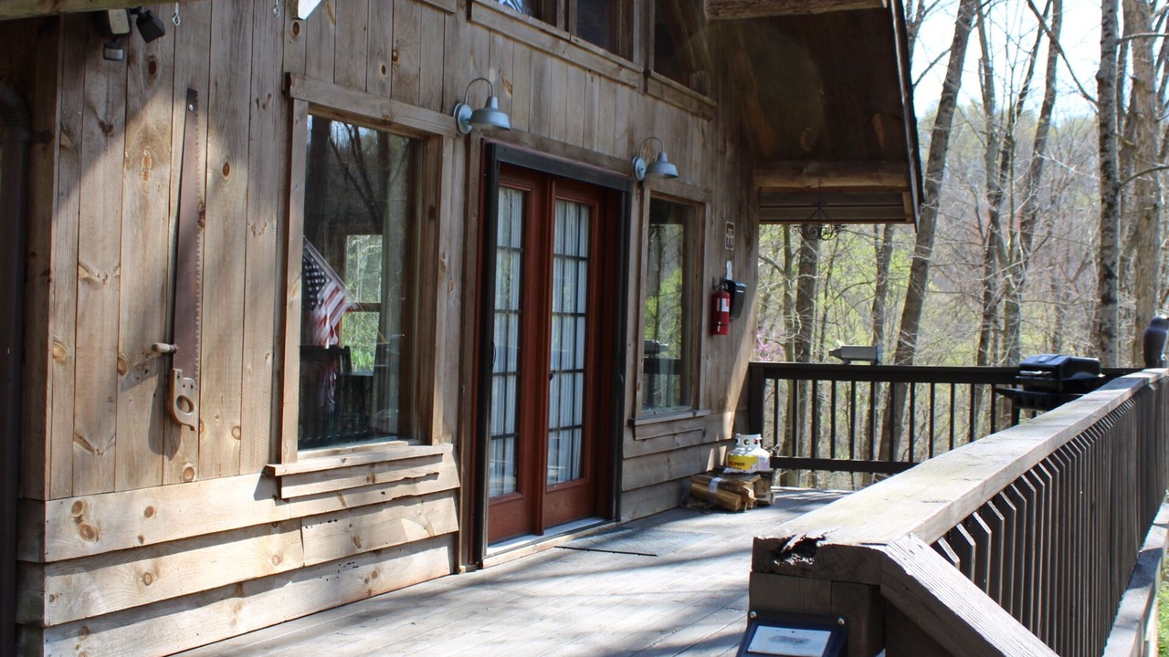 Photo of Outdoor in Nelsonville