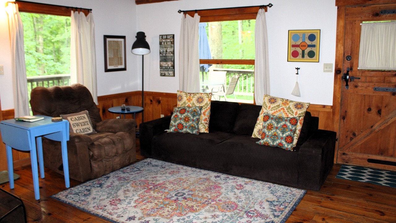 Photo of Livingroom in Nelsonville
