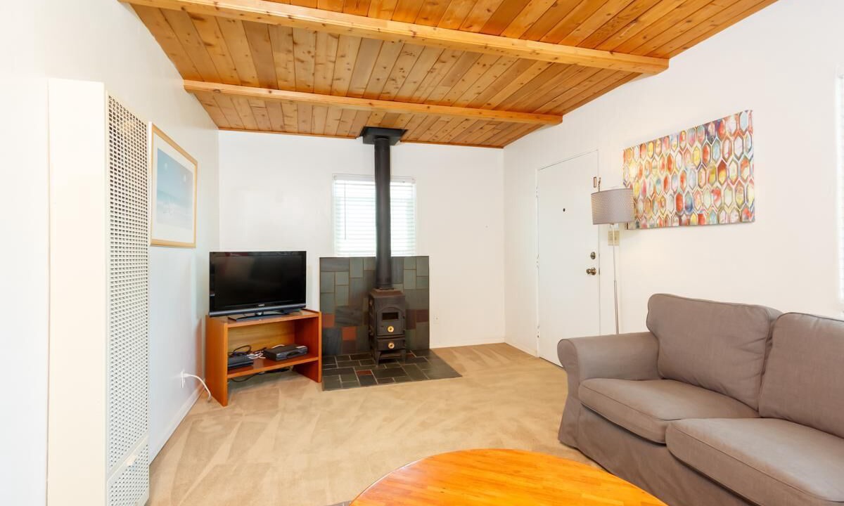 Photo of Livingroom in Mission Beach