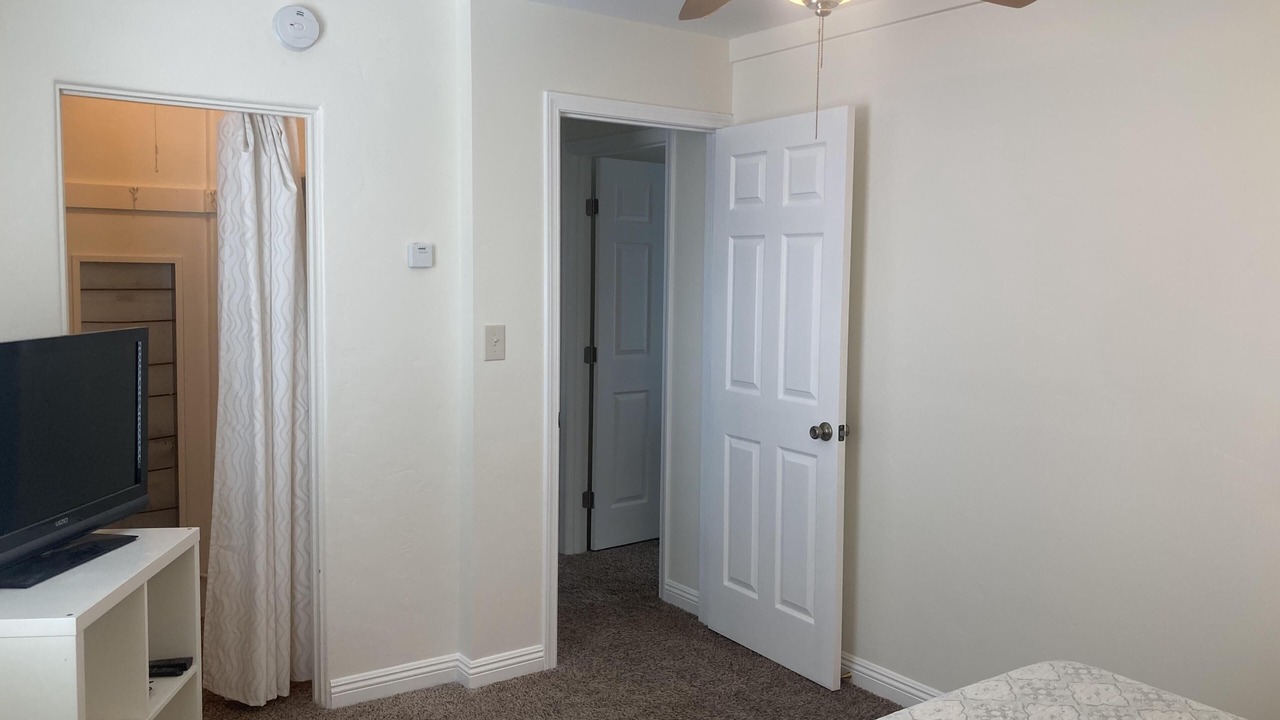 Photo of Bedroom in Mission Beach