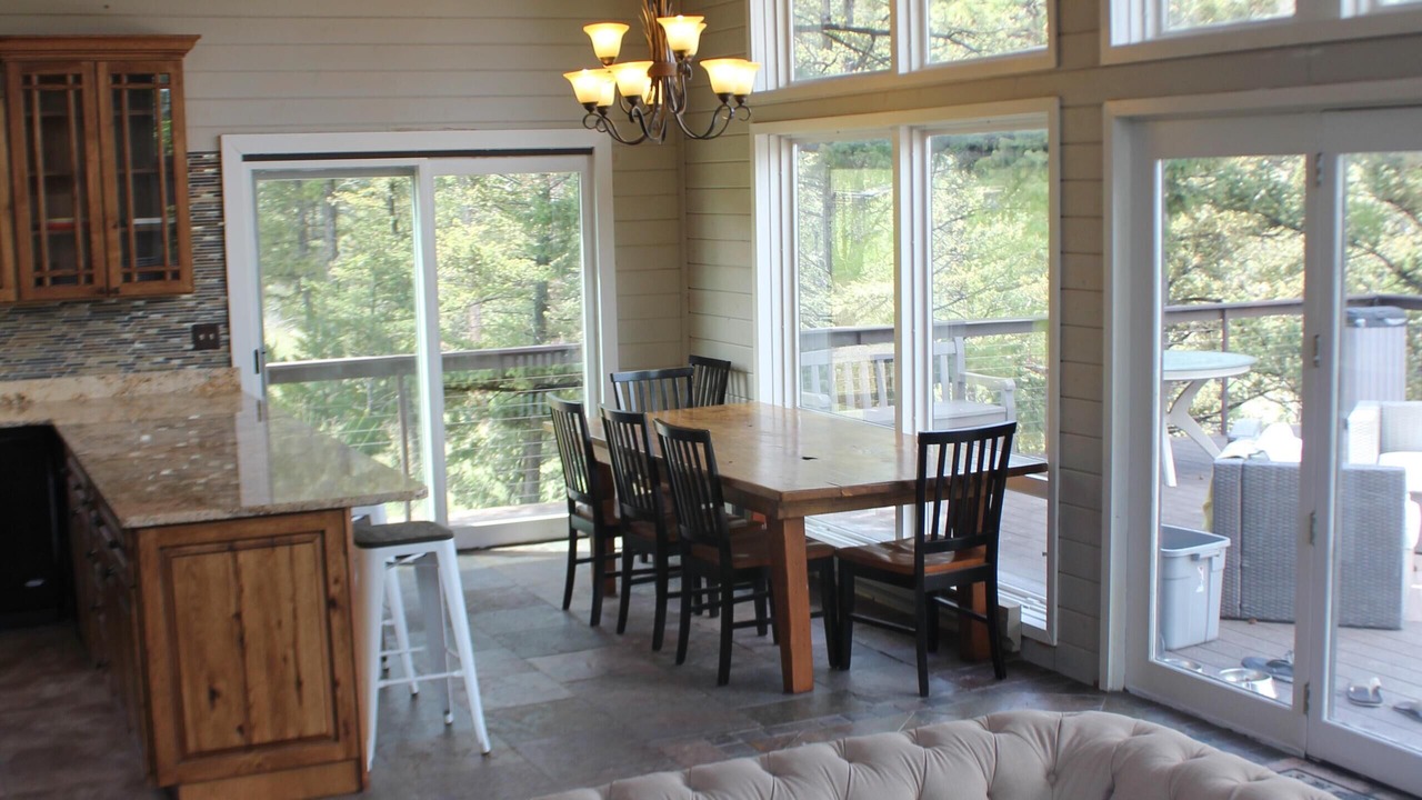 Photo of Livingroom in Helena
