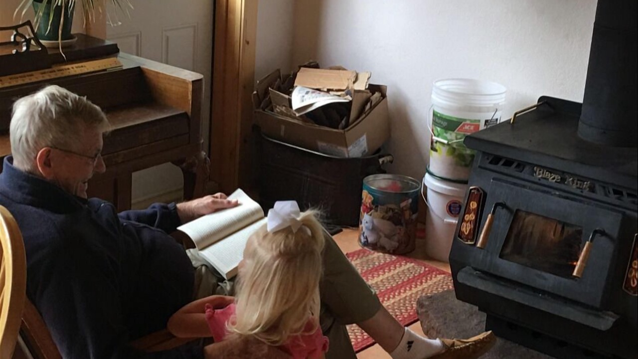 Photo of Livingroom in White Sulphur Springs